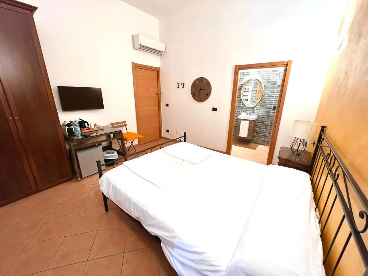 **  Guest House Virginia'S Rooms-Private Free Parking And Top Carignano District Janov Itálie